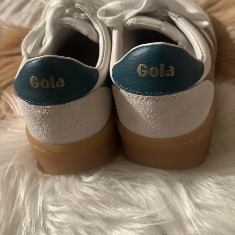 Gola Women's White and Tan Sneakers